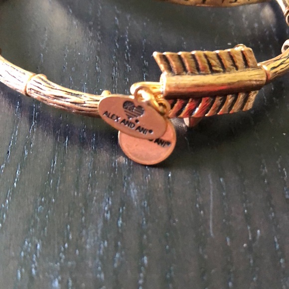 Mega bracelet bundle - Picture 8 of 8